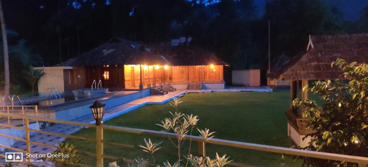 Sparrow Vale Resort Kotamangalam Екстер'єр фото