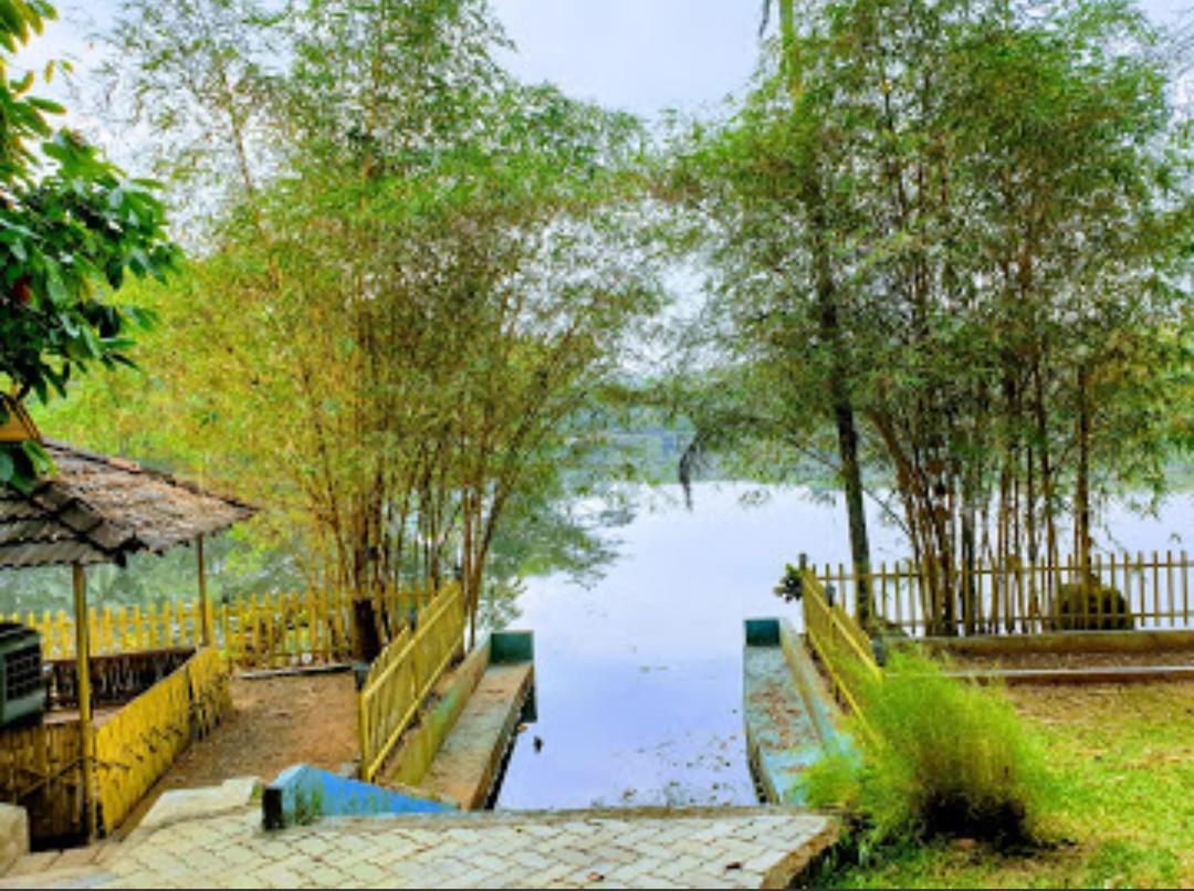 Sparrow Vale Resort Kotamangalam Екстер'єр фото
