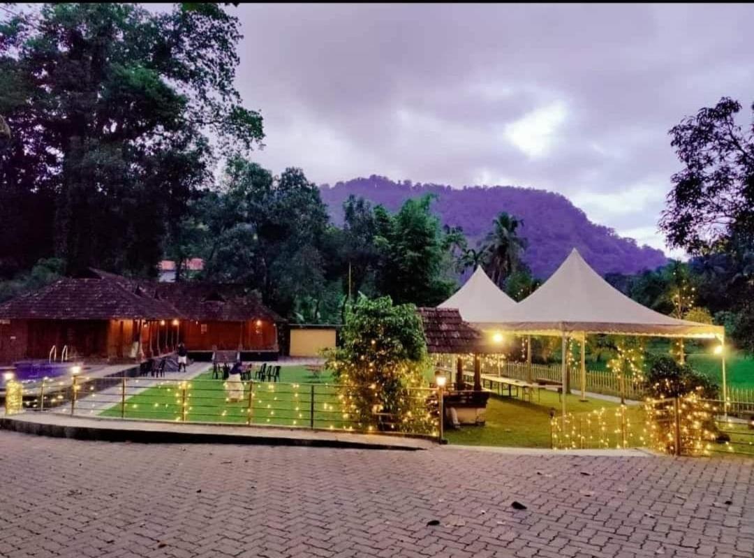 Sparrow Vale Resort Kotamangalam Екстер'єр фото