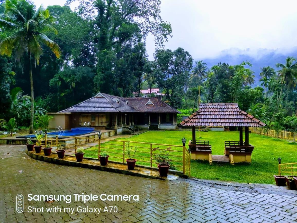 Sparrow Vale Resort Kotamangalam Екстер'єр фото